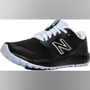 New balance women's size 5 520 V6 running shoes